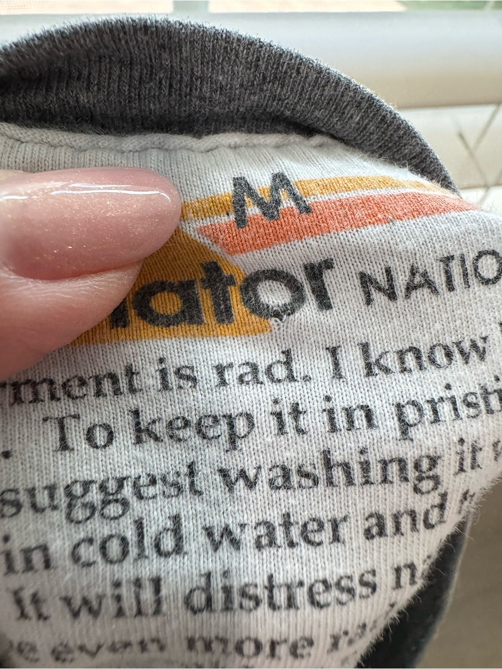 😊Aviator Nation Gray Boyfriend Smiley, Never Stop Chasing Rainbows Tee - Med😊 - Picture 13 of 13